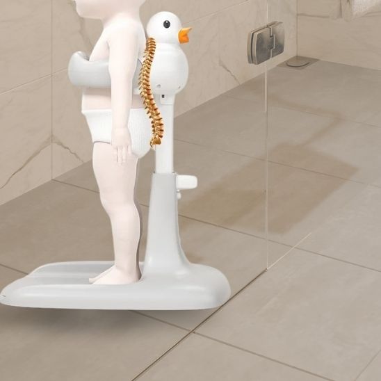 Baignoire bebe douche qui maintient la colonne vertébrale