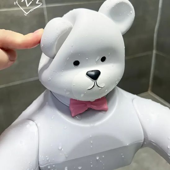 La tête de la baignoire bebe douche souple