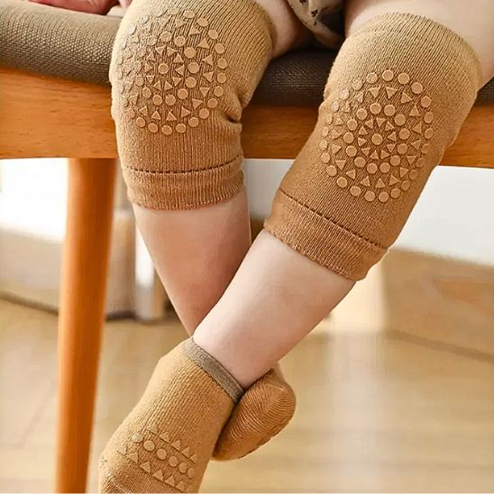 P'titsPasSûrs™ | Chaussettes & Genouillères antidérapants